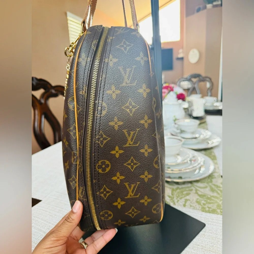 Authentic Louis Vuitton Monogram Excursion - Picture 8 of 13
